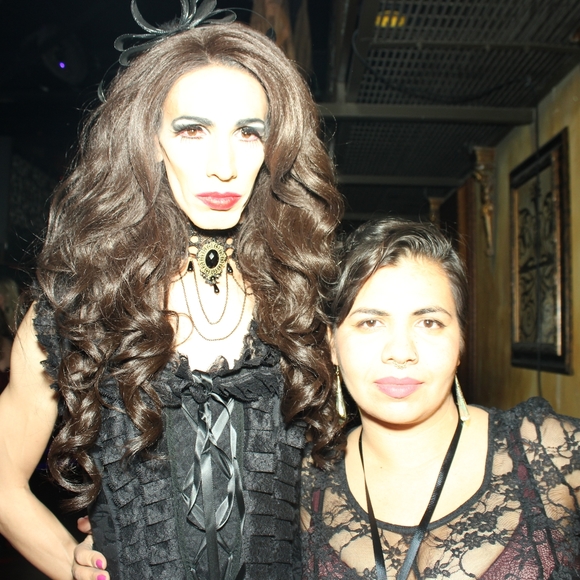 Meet your Posher, Rosie - Picture 2 of 3